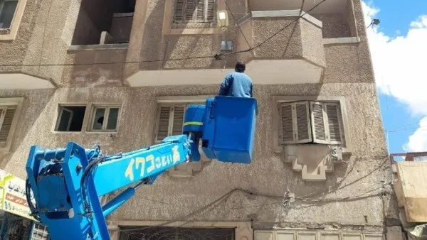 محافظ الإسكندرية يوجه بتحسين خدمة الإنارة وإجراء صيانة دورية لشبكات وأعمدة الكهرباء محافظ الإسكندرية يوجه بتحسين خدمة الإنارة وإجراء صيانة دورية لشبكات وأعمدة الكهرباء