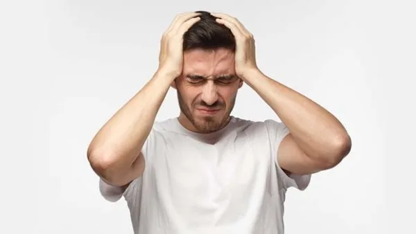 هل يعتبر الشعور بالصداع أمراً طبيعياً مع متلازمة القولون العصبي؟ طبيب يوضح الأمر. هل يعتبر الشعور بالصداع أمراً طبيعياً مع متلازمة القولون العصبي؟ طبيب يوضح الأمر.