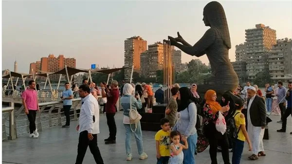 احتفالات المصريين بعيد الأضحى على ممشى أهل مصر احتفالات المصريين بعيد الأضحى على ممشى أهل مصر