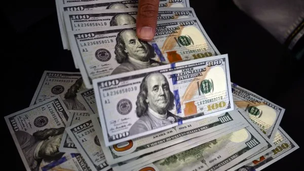 بشكل رسمي الآن.. سعر الدولار مقابل الجنيه في البنوك بشكل رسمي الآن.. سعر الدولار مقابل الجنيه في البنوك