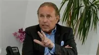 هاني توفيق: السبيل الوحيد للتغلب على أزمة عجز الميزانية هو تعزيز إيرادات الضرائب هاني توفيق: السبيل الوحيد للتغلب على أزمة عجز الميزانية هو تعزيز إيرادات الضرائب