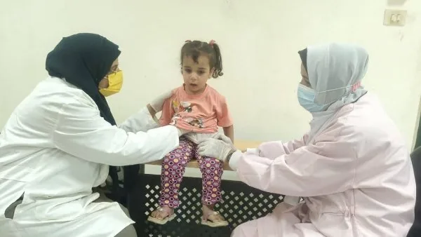 صحة المنيا: قوافل مجانية تقدم خدمات الرعاية لـ2096 شخصاً في قريتي السرارية وجبل الطير البحرية