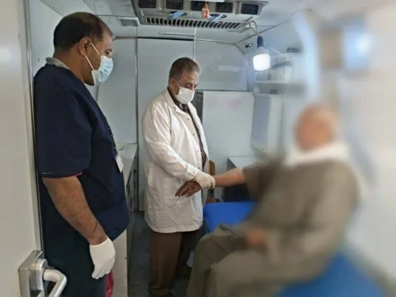 الرعاية الصحية للجميع: قافلتان طبيتان في سمالوط تقدم خدماتها لأكثر من 2000 شخص في المنيا الرعاية الصحية للجميع: قافلتان طبيتان في سمالوط تقدم خدماتها لأكثر من 2000 شخص في المنيا