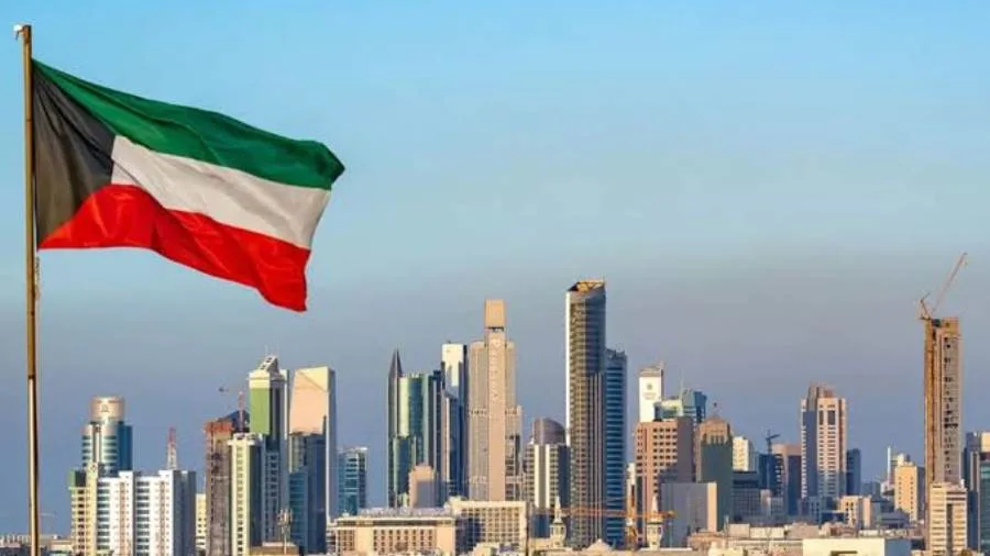 الكويت تمنع رفع الأعلام الأجنبية دون تصريح من وزير الداخلية