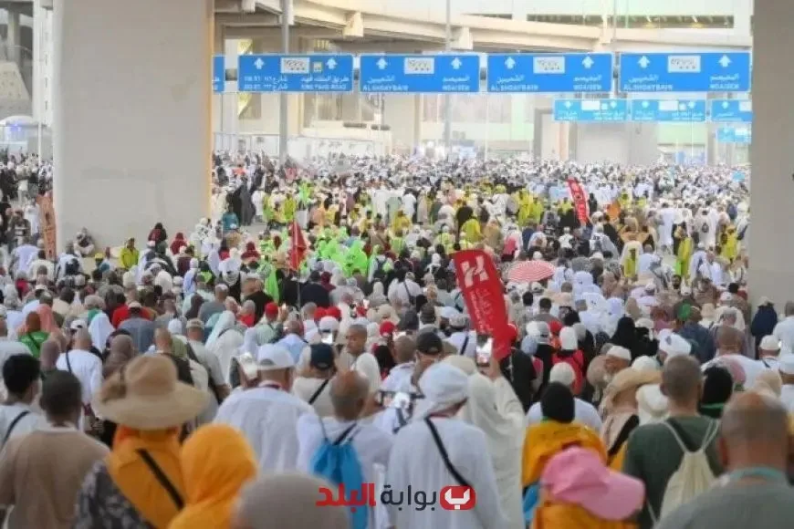 بعثة حج الجمعيات الأهلية تتابع إقامة الحجاج في منى خلال أيام التشريق لضمان راحتهم وسلامتهم. بعثة حج الجمعيات الأهلية تتابع إقامة الحجاج في منى خلال أيام التشريق لضمان راحتهم وسلامتهم.