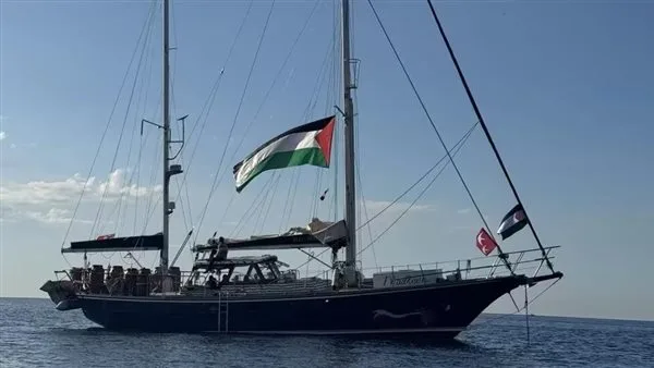 تقارير إسرائيلية: من المرجح أن يمنع الجيش وصول الأسطول إلى غزة قبل دخوله المياه الإقليمية الإسرائيلية. تقارير إسرائيلية: من المرجح أن يمنع الجيش وصول الأسطول إلى غزة قبل دخوله المياه الإقليمية الإسرائيلية.
