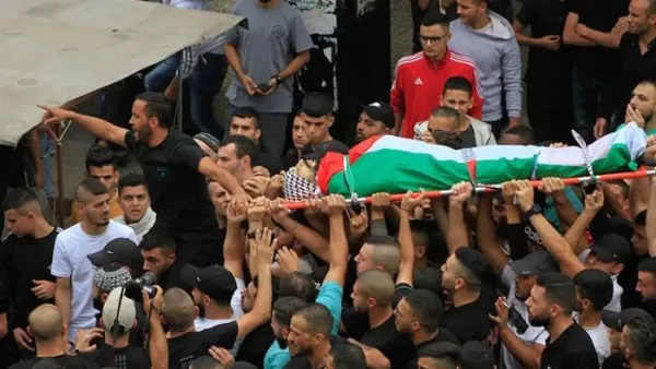 ارتفاع عدد شهداء غزة إلى 54,880 والإصابات تتجاوز 126 ألفًا منذ بدء العدوان. ارتفاع عدد شهداء غزة إلى 54,880 والإصابات تتجاوز 126 ألفًا منذ بدء العدوان.