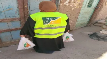 تعاون الأقصر و”خير للناس” في توزيع لحوم الأضاحي على الأسر المحتاجة.