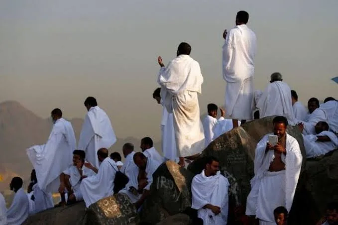 بسهولة وراحة: الحجاج المتعجلون يقومون بطواف الوداع ويستعدون لمغادرة مكة.. فيديو بسهولة وراحة: الحجاج المتعجلون يقومون بطواف الوداع ويستعدون لمغادرة مكة.. فيديو