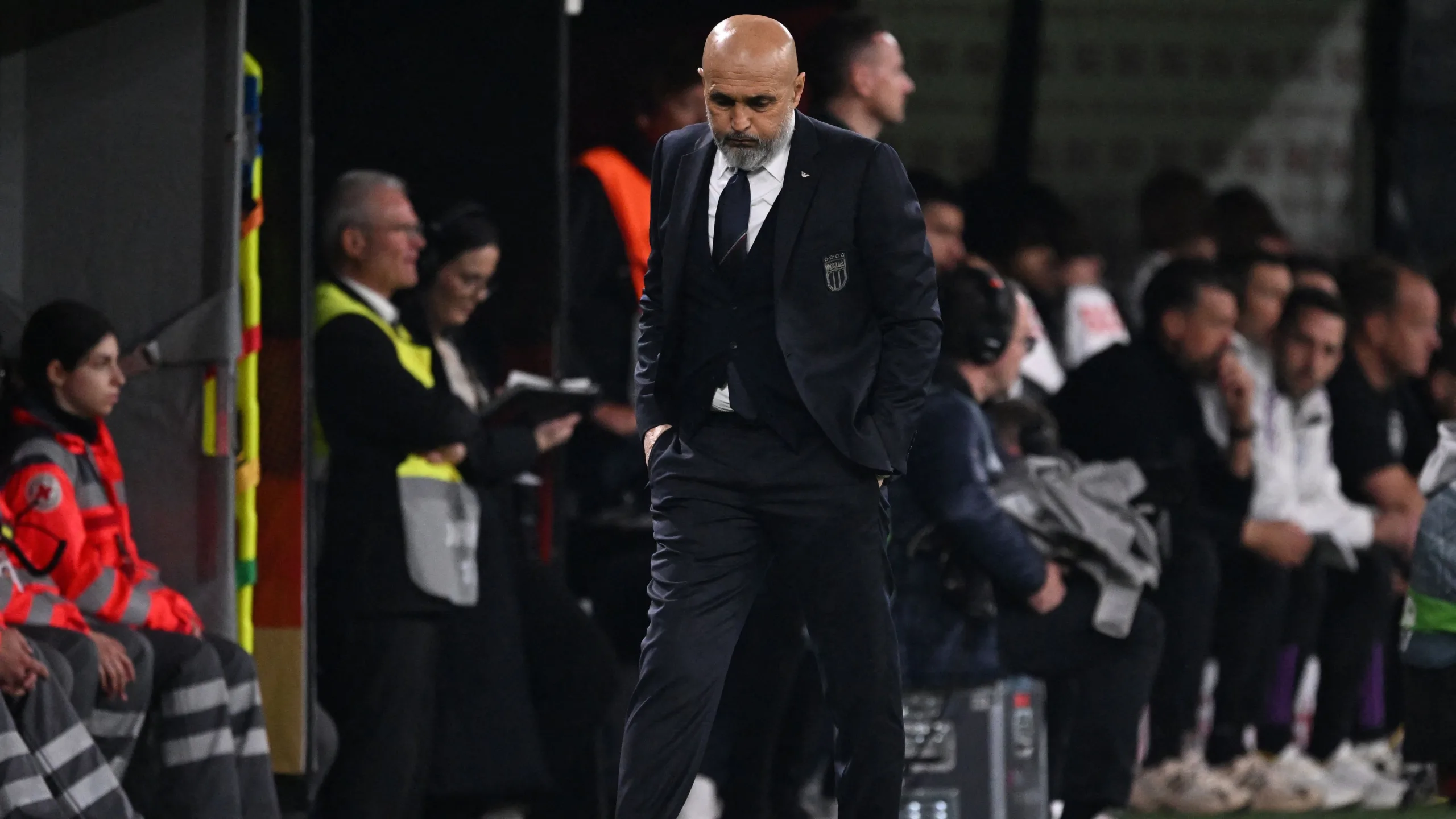 سباليتي يُعلن استقالته من منصب مدرب منتخب إيطاليا سباليتي يُعلن استقالته من منصب مدرب منتخب إيطاليا