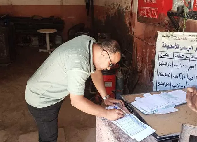 «جهاز الرقابة في الإسكندرية»: ضبط 44 مخالفة تموينية وإفشال محاولة تهريب دقيق مدعوم (صور) «جهاز الرقابة في الإسكندرية»: ضبط 44 مخالفة تموينية وإفشال محاولة تهريب دقيق مدعوم (صور)