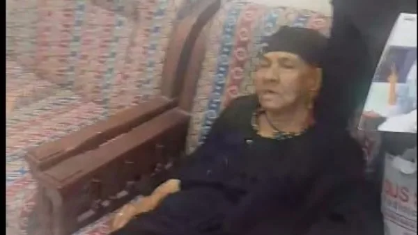 هجوم على العيادة واعتداء على الطبيب.. وفاة مريضة مسنّة بعد رفض الكشف الطبي في قنا هجوم على العيادة واعتداء على الطبيب.. وفاة مريضة مسنّة بعد رفض الكشف الطبي في قنا