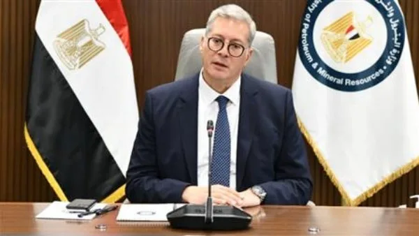 أبرز شجاعة استثنائية وإخلاصًا عميقًا.. وزارة البترول تنعى سائق سيارة الوقود بالعاشر من رمضان أبرز شجاعة استثنائية وإخلاصًا عميقًا.. وزارة البترول تنعى سائق سيارة الوقود بالعاشر من رمضان