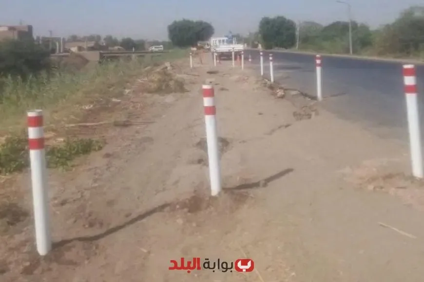 انفصال جزئي للتربة على طريق «إسنا – الأقصر» والجهات المختصة تتدخل بسرعة لتدارك الوضع! انفصال جزئي للتربة على طريق «إسنا – الأقصر» والجهات المختصة تتدخل بسرعة لتدارك الوضع!