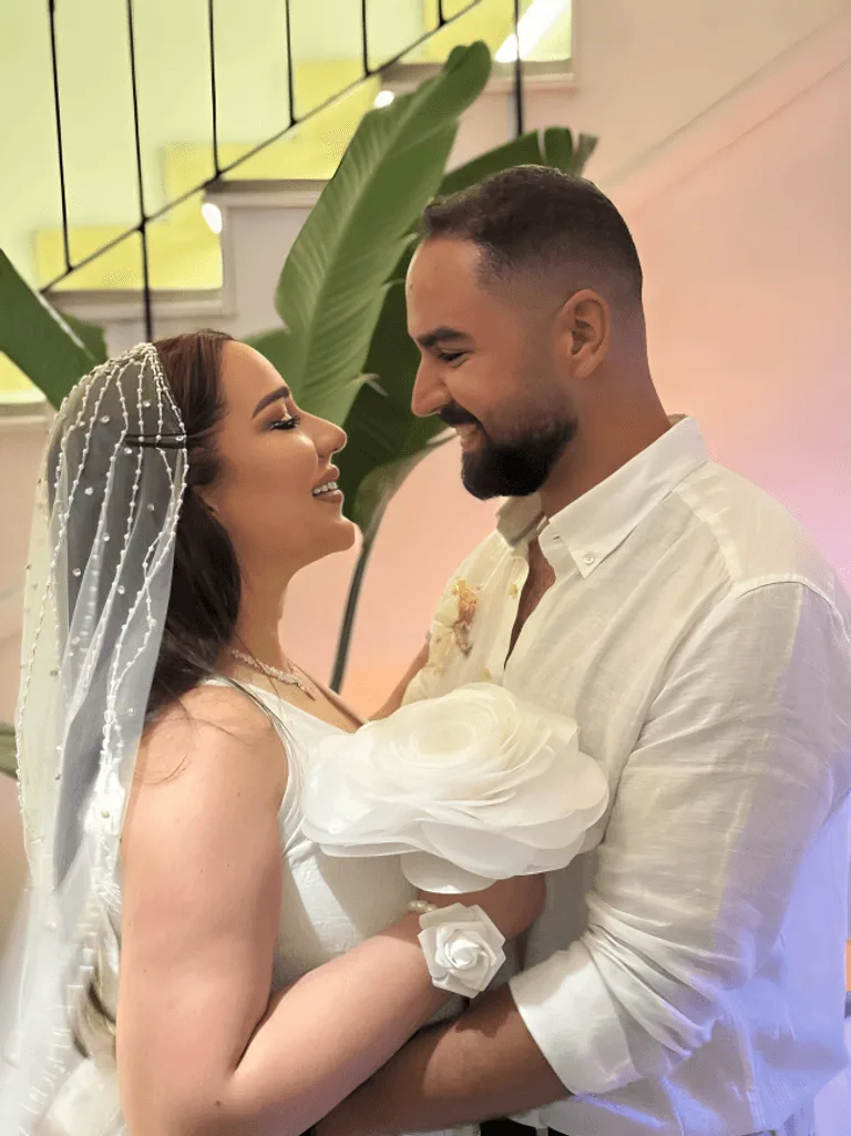 أسما شريف منير تودع عزوبيتها وتتحدث عن زواجها الثالث وعلاقتها بأحمد شامل أسما شريف منير تودع عزوبيتها وتتحدث عن زواجها الثالث وعلاقتها بأحمد شامل