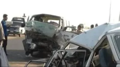 تفاصيل حادث تصادم سيارتين على طريق السويس – العين السخنة أسفر عن إصابة 18 فرداً تفاصيل حادث تصادم سيارتين على طريق السويس – العين السخنة أسفر عن إصابة 18 فرداً