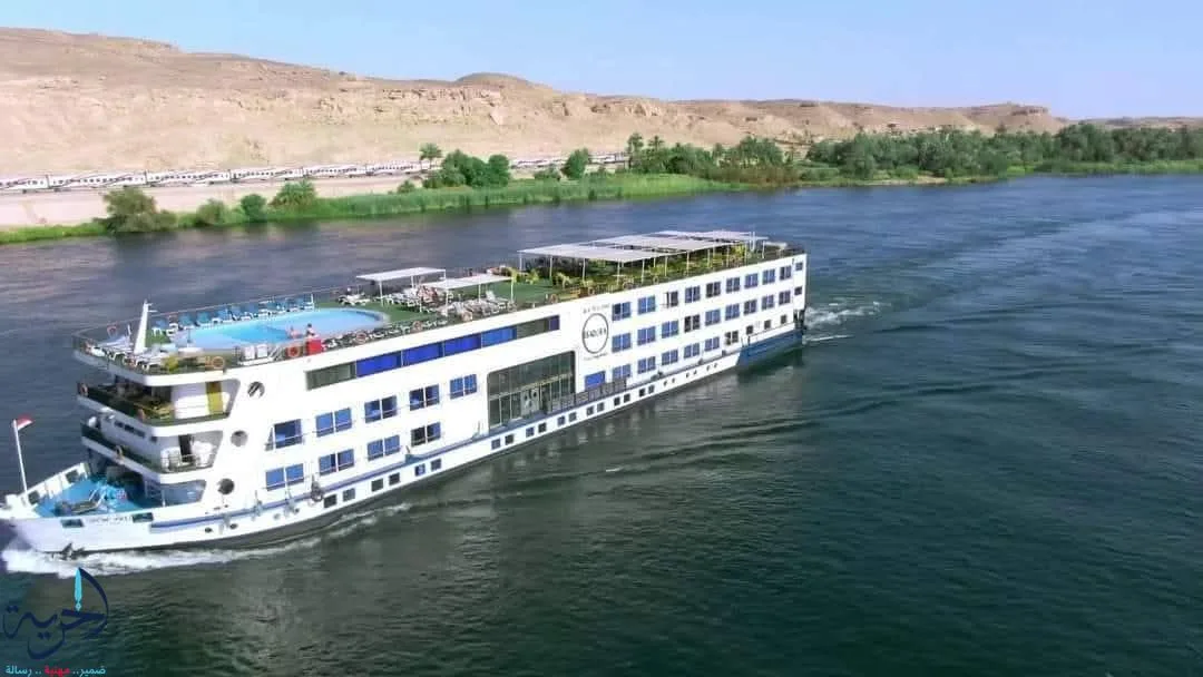 نظام النقل النهري: بين الإهمال وابتكارات التحسين.. تحديات انحراف القوارب وفوضى اللانشات هي العوائق الرئيسية نظام النقل النهري: بين الإهمال وابتكارات التحسين.. تحديات انحراف القوارب وفوضى اللانشات هي العوائق الرئيسية