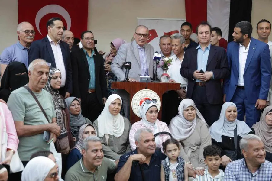 سفارة تركيا في القاهرة تُحتفل بعيد الأضحى مع الأسر من مصر وغزة سفارة تركيا في القاهرة تُحتفل بعيد الأضحى مع الأسر من مصر وغزة