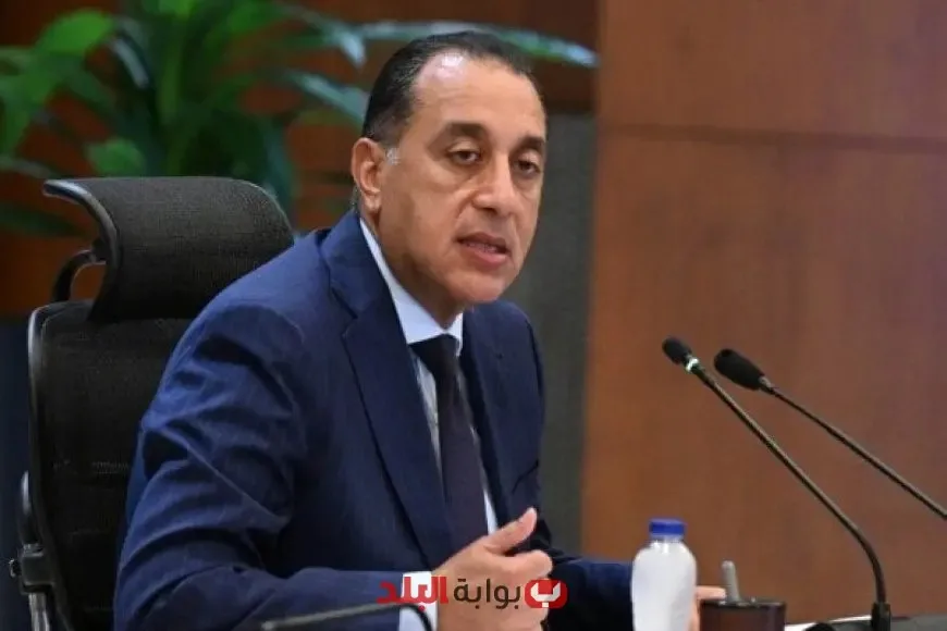 رئيس الوزراء يعبّر عن حزنه لوفاة البطل خالد محمد شوقي، بطل حادث حريق محطة بنزين العاشر من رمضان. رئيس الوزراء يعبّر عن حزنه لوفاة البطل خالد محمد شوقي، بطل حادث حريق محطة بنزين العاشر من رمضان.