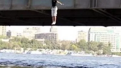 مأساة سائق في التبين بسبب أزمة مالية مأساة سائق في التبين بسبب أزمة مالية