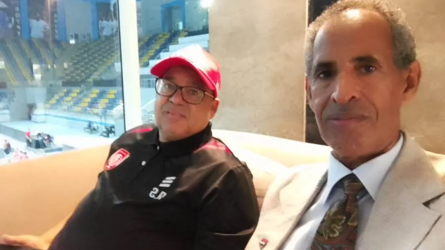 مصطفى فكري يجتمع برئيس فريق البحرين للكرة الطائرة في القاهرة مصطفى فكري يجتمع برئيس فريق البحرين للكرة الطائرة في القاهرة