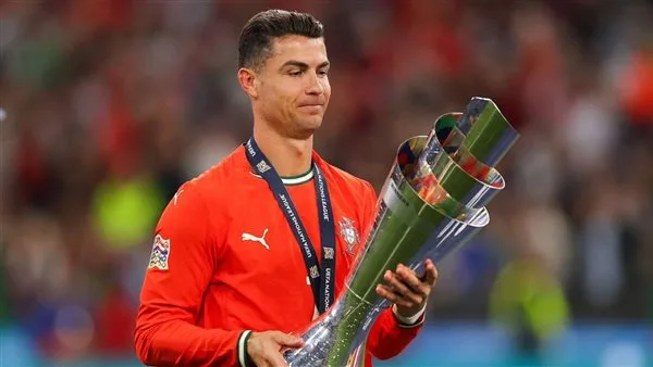 رونالدو يؤكد بقاءه مع النصر السعودي في الموسم القادم رونالدو يؤكد بقاءه مع النصر السعودي في الموسم القادم