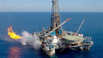 1.24 مليار دولار لتطوير 7 مشروعات جديدة في قطاع الغاز | حفر 17 بئراً استكشافية في منطقتي الدلتا والبحر الأبيض المتوسط