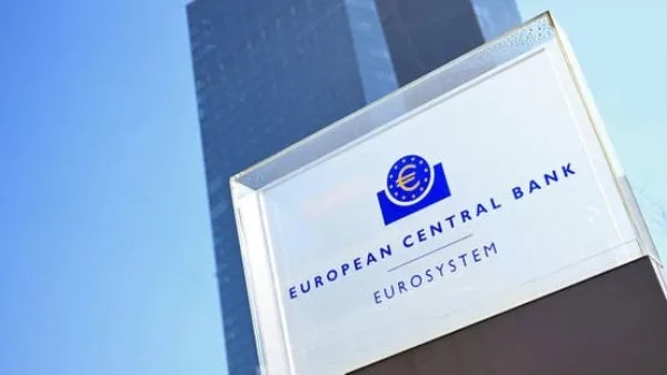 ألمانيا تطالب البنك المركزي الأوروبي بالتمهل بعد التخفيض الأخير لسعر الفائدة ألمانيا تطالب البنك المركزي الأوروبي بالتمهل بعد التخفيض الأخير لسعر الفائدة