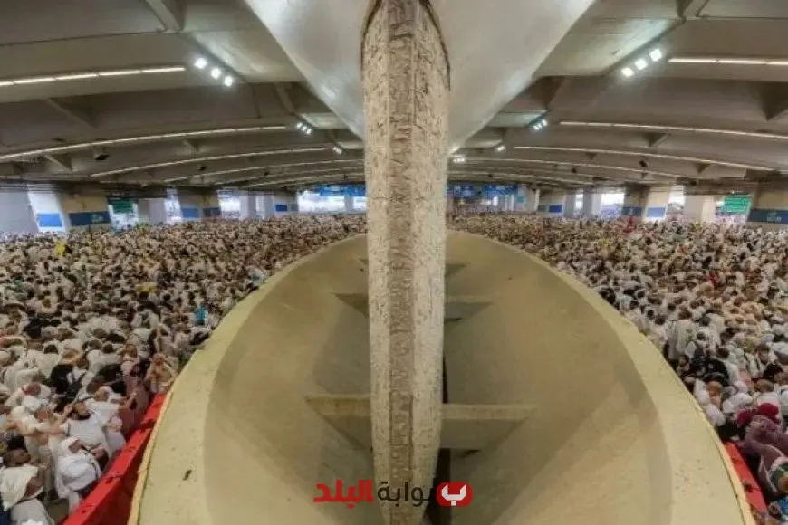 ضيوف الرحمن ينهون رمي الجمرات في اليوم الثالث من أيام التشريق بأجواء مليئة بالتقدير والاحترام. ضيوف الرحمن ينهون رمي الجمرات في اليوم الثالث من أيام التشريق بأجواء مليئة بالتقدير والاحترام.