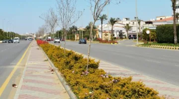 القاهرة الجديدة تتطور: تنفيذ 110.5 كم من المحاور والطرق لتعزيز الروابط الإقليمية.