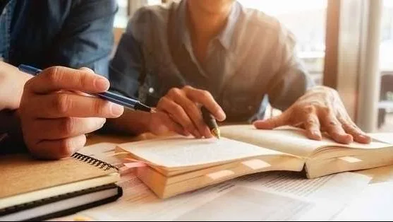 طلب نقاش في البرلمان لمواجهة انتشار ظاهرة الدروس الخصوصية في الجامعات طلب نقاش في البرلمان لمواجهة انتشار ظاهرة الدروس الخصوصية في الجامعات