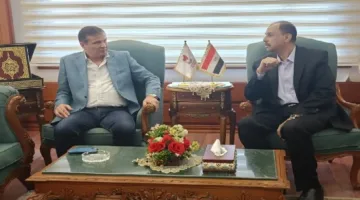 وزير الزراعة يناقش مع محافظ سوهاج سبل تعزيز دعم المزارعين ومواجهة التعديات على الأراضي الزراعية