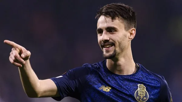 نجم بورتو يتحدث عن مباراة الأهلي في كأس العالم للأندية في ليلة العيد نجم بورتو يتحدث عن مباراة الأهلي في كأس العالم للأندية في ليلة العيد