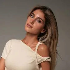 شيرين بيوتي تحتفل بختام حياة العزوبية بأجواء احتفالية، بينما أسامة مروة يحتفي بأسلوبه الفريد في دبي شيرين بيوتي تحتفل بختام حياة العزوبية بأجواء احتفالية، بينما أسامة مروة يحتفي بأسلوبه الفريد في دبي