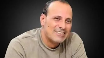 تقديرًا لشجاعته الدائمة.. حزب مصر أكتوبر يقدم 10 آلاف جنيه شهريًا لدعم أسرة الشهيد خالد شوقي تقديرًا لشجاعته الدائمة.. حزب مصر أكتوبر يقدم 10 آلاف جنيه شهريًا لدعم أسرة الشهيد خالد شوقي