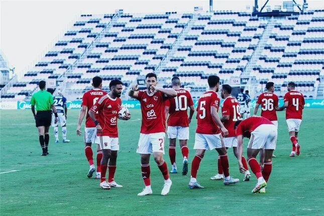 قبل لقاء إنتر ميامي.. حسين الشحات: مباراة البداية ستكون تحدياً كبيراً.. والأهلي لا يعترف بالهزيمة قبل لقاء إنتر ميامي.. حسين الشحات: مباراة البداية ستكون تحدياً كبيراً.. والأهلي لا يعترف بالهزيمة