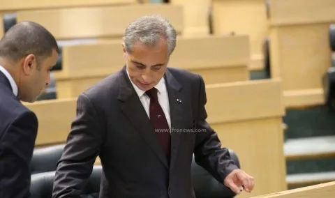 هل عاد “حسان” لمراجعة سيناريو “التعديل الوزاري”؟ الشارع الأردني ينتظر “قرارات هامة بعد العيد” وسط غياب الحماس لـ”دورة استثنائية” للبرلمان ومصير “قانون الانتخاب” الأكثر أهمية. هل عاد “حسان” لمراجعة سيناريو “التعديل الوزاري”؟ الشارع الأردني ينتظر “قرارات هامة بعد العيد” وسط غياب الحماس لـ”دورة استثنائية” للبرلمان ومصير “قانون الانتخاب” الأكثر أهمية.