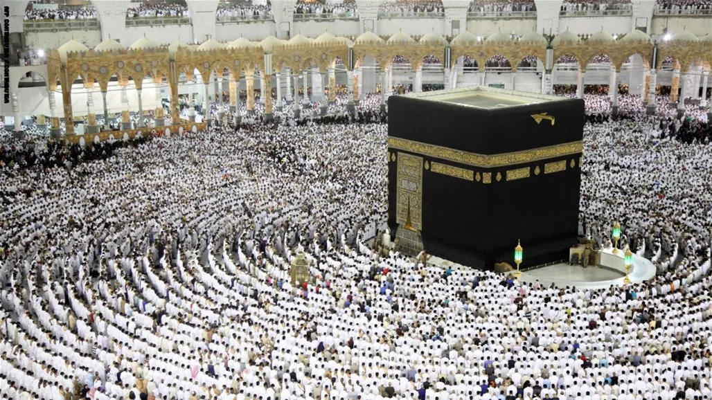 ختام الشعائر: الحجاج ينفذون طواف الوداع ختام الشعائر: الحجاج ينفذون طواف الوداع