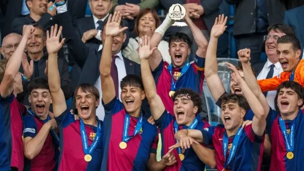 أتلتيكو مدريد يعلن رسمياً التعاقد مع مدافع برشلونة أتلتيكو مدريد يعلن رسمياً التعاقد مع مدافع برشلونة