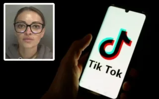 موظفة نموذجية تسرق نصف مليون لإنفاقها على سياراتها المفضلة موظفة نموذجية تسرق نصف مليون لإنفاقها على سياراتها المفضلة