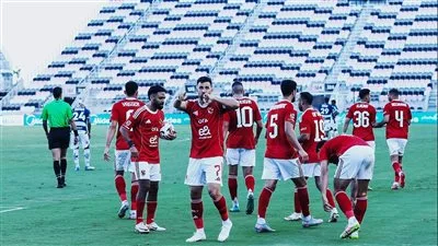 الأهلي يتدرب في ملعب جامعة نوفا تحضيرًا لمباراته ضد إنتر ميامي الأهلي يتدرب في ملعب جامعة نوفا تحضيرًا لمباراته ضد إنتر ميامي