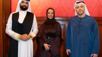 مهرجان أبوظبي ينظم عرضاً عالمياً يضم ثلاثة فنانين إماراتيين في قصر كنسينغتون بلندن.