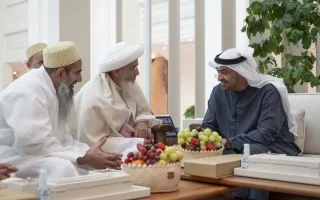 رئيس الدولة يستقبل زعيم طائفة البهرة رئيس الدولة يستقبل زعيم طائفة البهرة