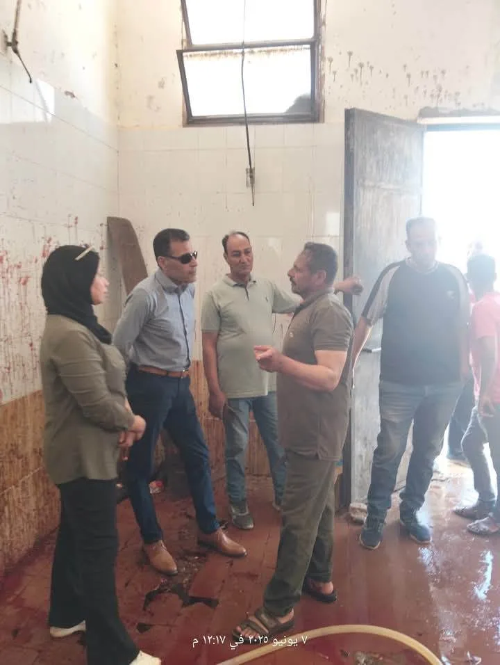 جهود مشتركة من التضامن والجمعيات الأهلية في الوادي الجديد لتوزيع الأضاحي على المستحقين أولاً. جهود مشتركة من التضامن والجمعيات الأهلية في الوادي الجديد لتوزيع الأضاحي على المستحقين أولاً.