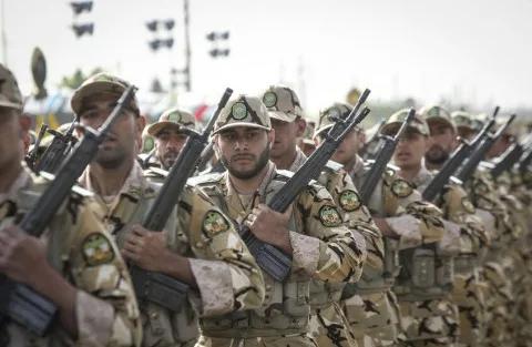 إيران تتوعد بالهجوم على المنشآت النووية الإسرائيلية والبنية التحتية الاقتصادية والعسكرية بعد حصولها على مستندات سرية في حال تعرضها للعدوان. إيران تتوعد بالهجوم على المنشآت النووية الإسرائيلية والبنية التحتية الاقتصادية والعسكرية بعد حصولها على مستندات سرية في حال تعرضها للعدوان.