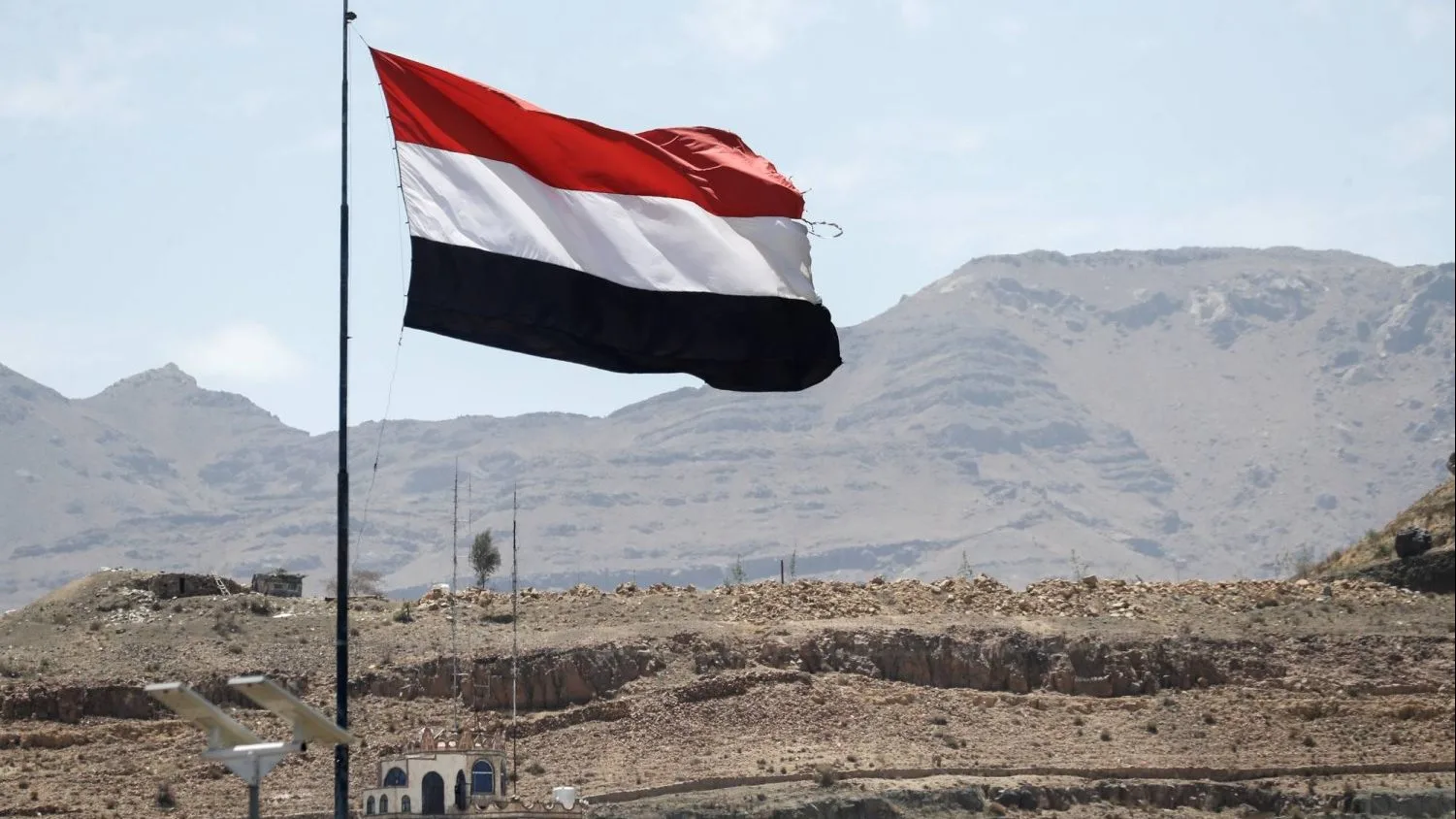 الجيش المحتل يطالب بإخلاء ثلاثة موانئ تحت سيطرة الحوثيين في اليمن الجيش المحتل يطالب بإخلاء ثلاثة موانئ تحت سيطرة الحوثيين في اليمن