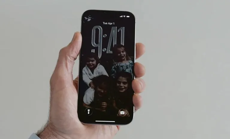 ليلة أبل: الشركة تبدأ حقبة الزجاج السائل وتصدر iOS 26 برؤية موحدة (صور) ليلة أبل: الشركة تبدأ حقبة الزجاج السائل وتصدر iOS 26 برؤية موحدة (صور)