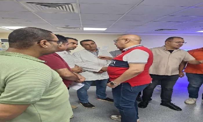 مدير صحة قنا يقوم بجولة تفقدية في مستشفى نجع حمادي ويحث على تعزيز عدد الحضانات مدير صحة قنا يقوم بجولة تفقدية في مستشفى نجع حمادي ويحث على تعزيز عدد الحضانات