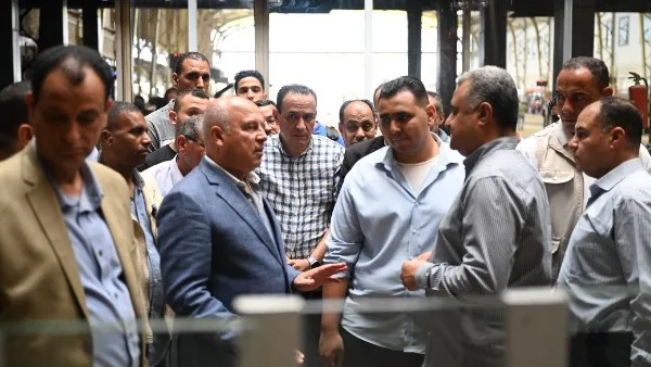 كامل الوزير: تعزيز تدابير الأمان والحفاظ على نظافة السكك الحديدية والمحطات كامل الوزير: تعزيز تدابير الأمان والحفاظ على نظافة السكك الحديدية والمحطات