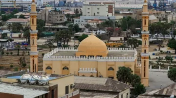 أحلام عبد الرسول تزور مجموعة من المرافق الصحية ومركز إيواء المهاجرين.